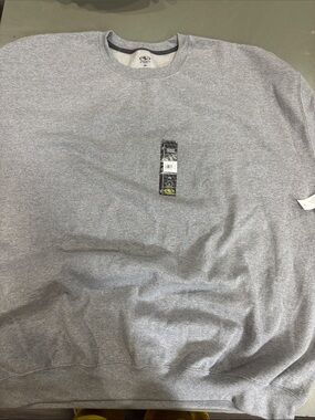 NWT..Athletic Works Heather Gray Crewneck Sweatshirt